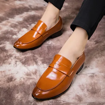 Karšto pardavimo vyriški batai 2020 m. pavasario prekės ženklo mados dizaineris vyriški batai natūralios odos vyriški juodi patogūs mokasīni, didelio dydžio