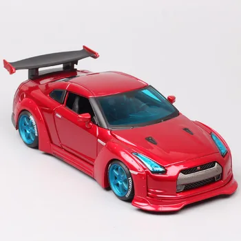 Maisto Projektavimo 1:24 Masto Nissan GTR Tokijo Mod Automobilio Modelį Sporto Lenktynių Žaislas Transporto priemonių Auto Metaliniai Miniatiūriniai Berniukams, Kolekcines, Raudona